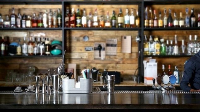 Fermeture des bars & restaurants, quelles aides pour y faire face ?