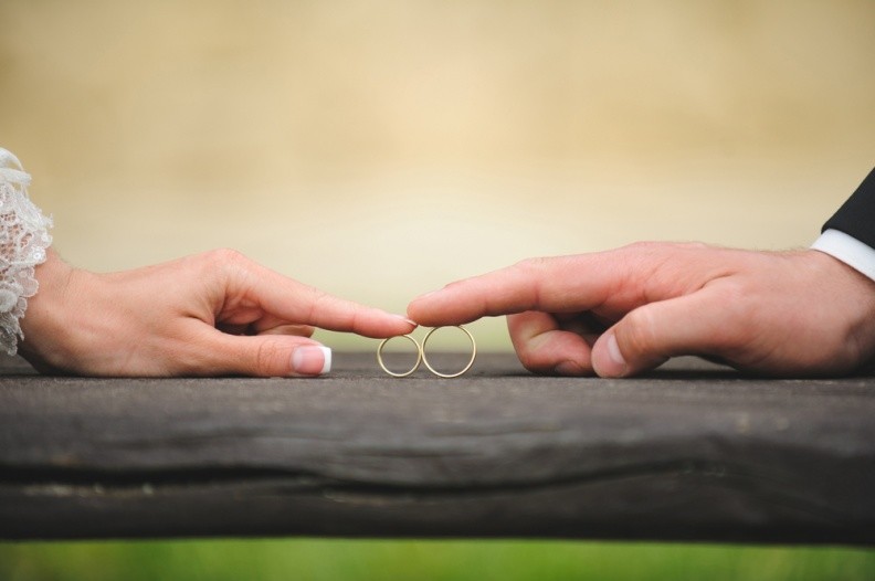 Rappel sur la procédure de divorce en droit français : contentieuse ou amiable ?